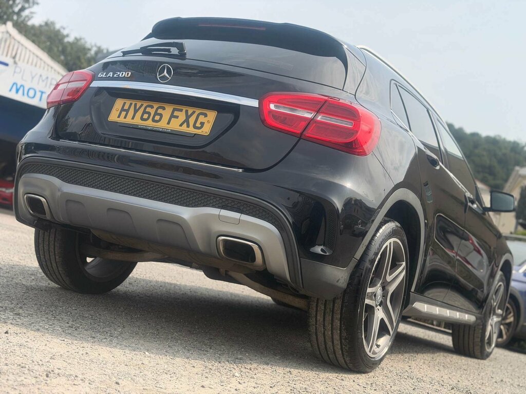 Mercedes-Benz GLA Class 2.1 Gla 220 D 4Matic Amg Line 174 Bhp Blue #50