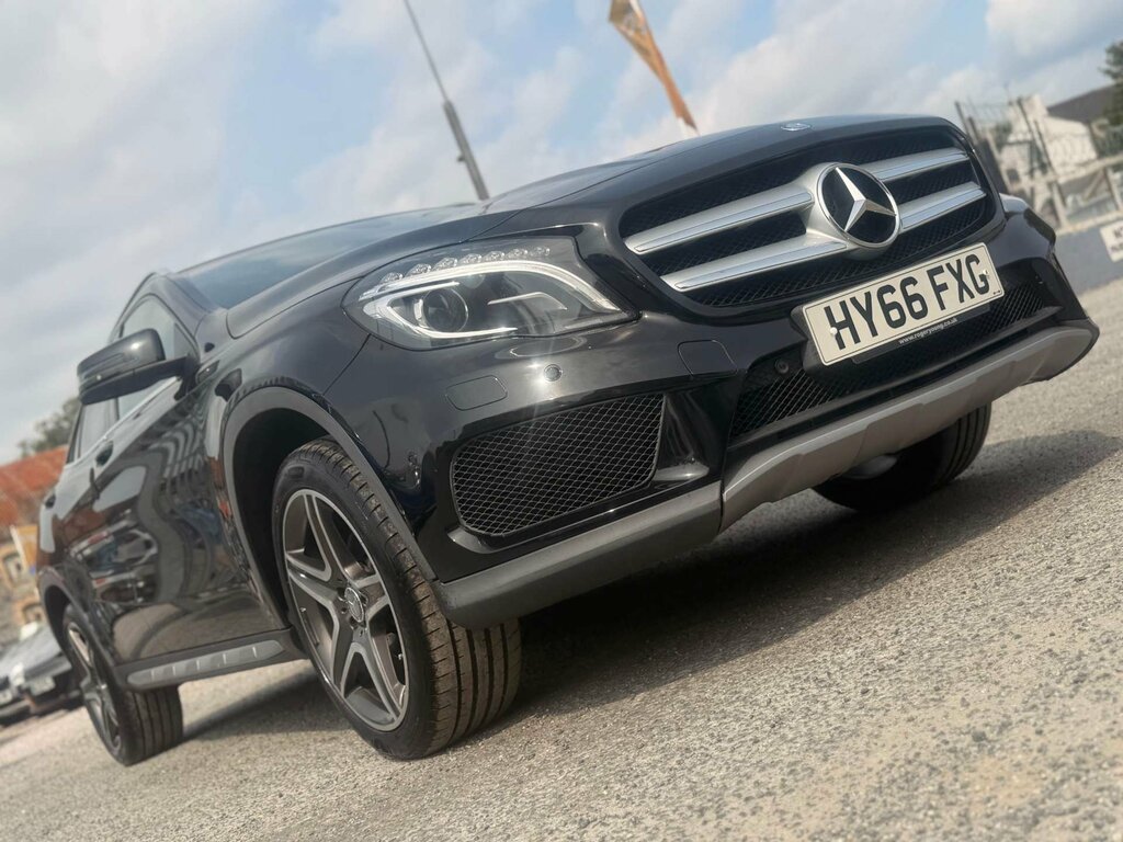 Mercedes-Benz GLA Class 2.1 Gla 220 D 4Matic Amg Line 174 Bhp Blue #20