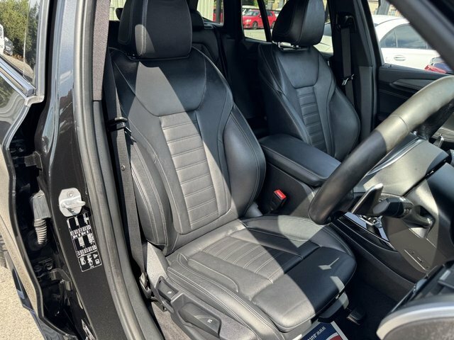 BMW X3 2.0 20D M Sport PY69PZK Black #5