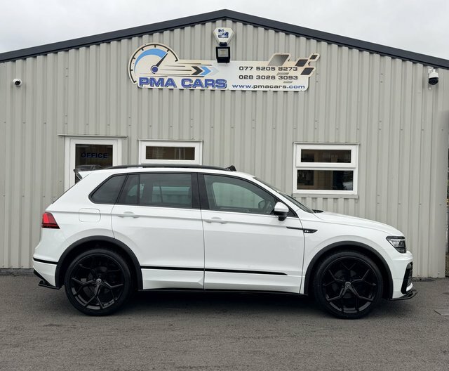 Volkswagen Tiguan 2.0 Tdi R-line Suv LV69HPX White #2