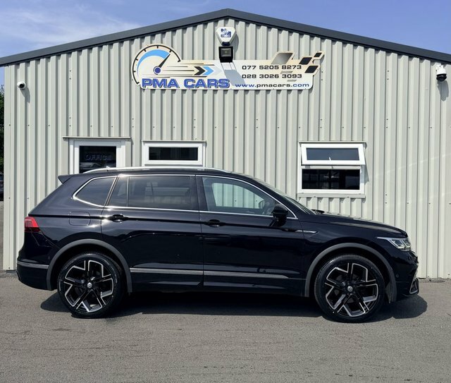 Volkswagen Tiguan Allspace 1.5 Tsi R-line Suv MA72EXB Black #2