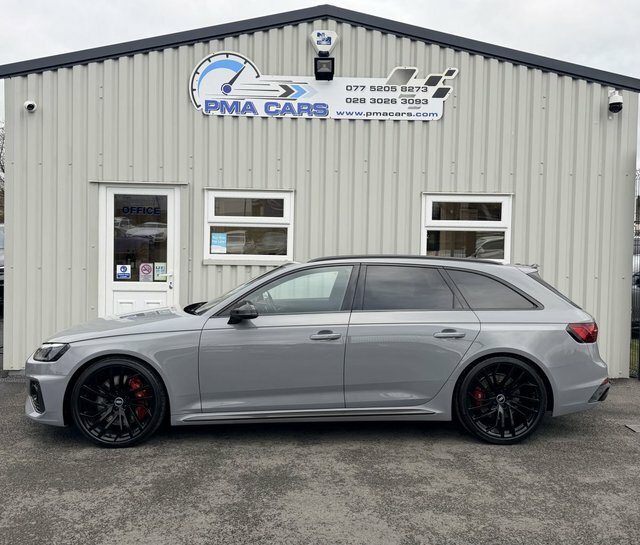 Audi RS4 Avant 2.9 Tfsi V6 Carbon Black #4