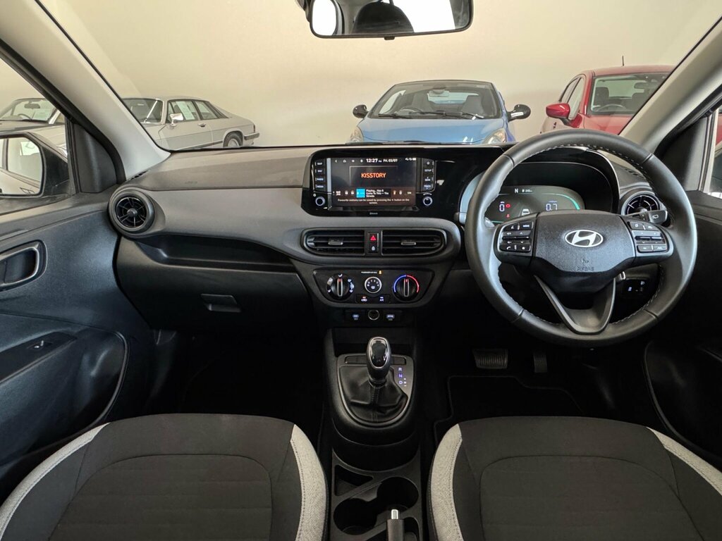 Hyundai I10 Hat 1.2 Mpi 79Ps Premium Amt My25  #25