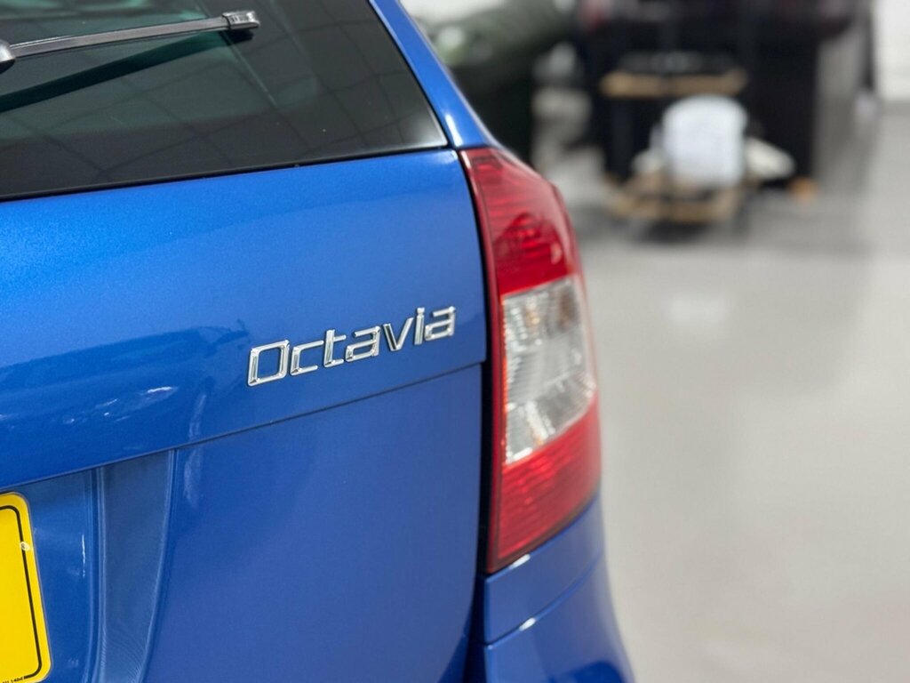 Skoda Octavia Hatchback Blue #81