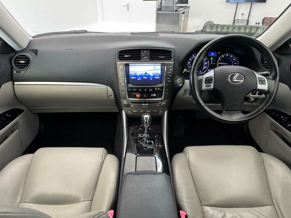 Lexus IS 2.5 250 V6 Advance Euro 5 #4