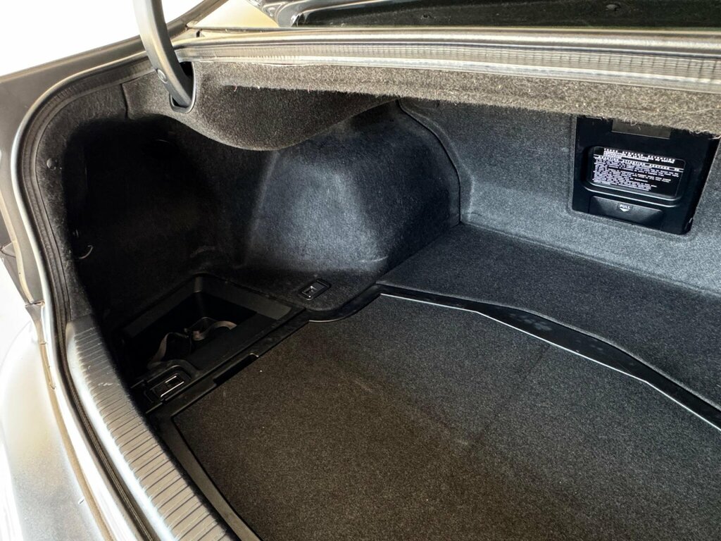 Lexus IS Saloon 2.5 250 V6 Se-l Euro 5 201212 Grey #79