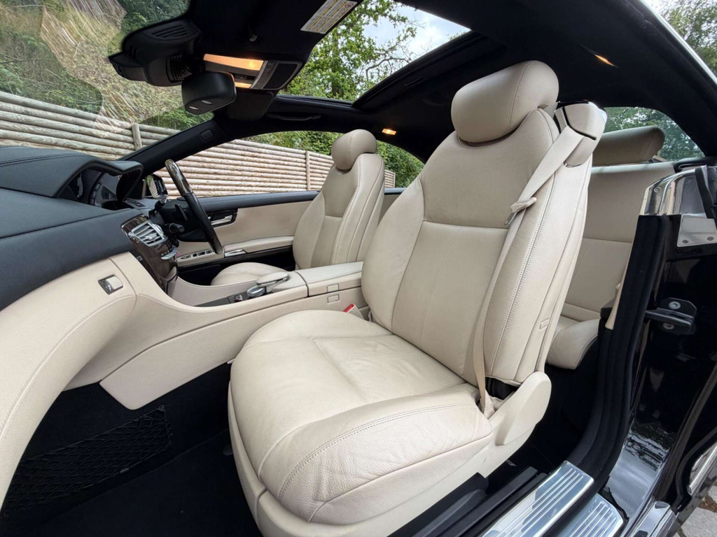 Mercedes-Benz CL V8 Blueefficiency G-tronic Black #2