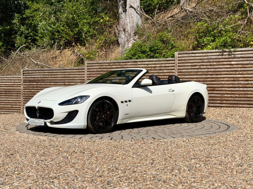 Maserati GranCabrio V8 Sport Convertible Mc Shift