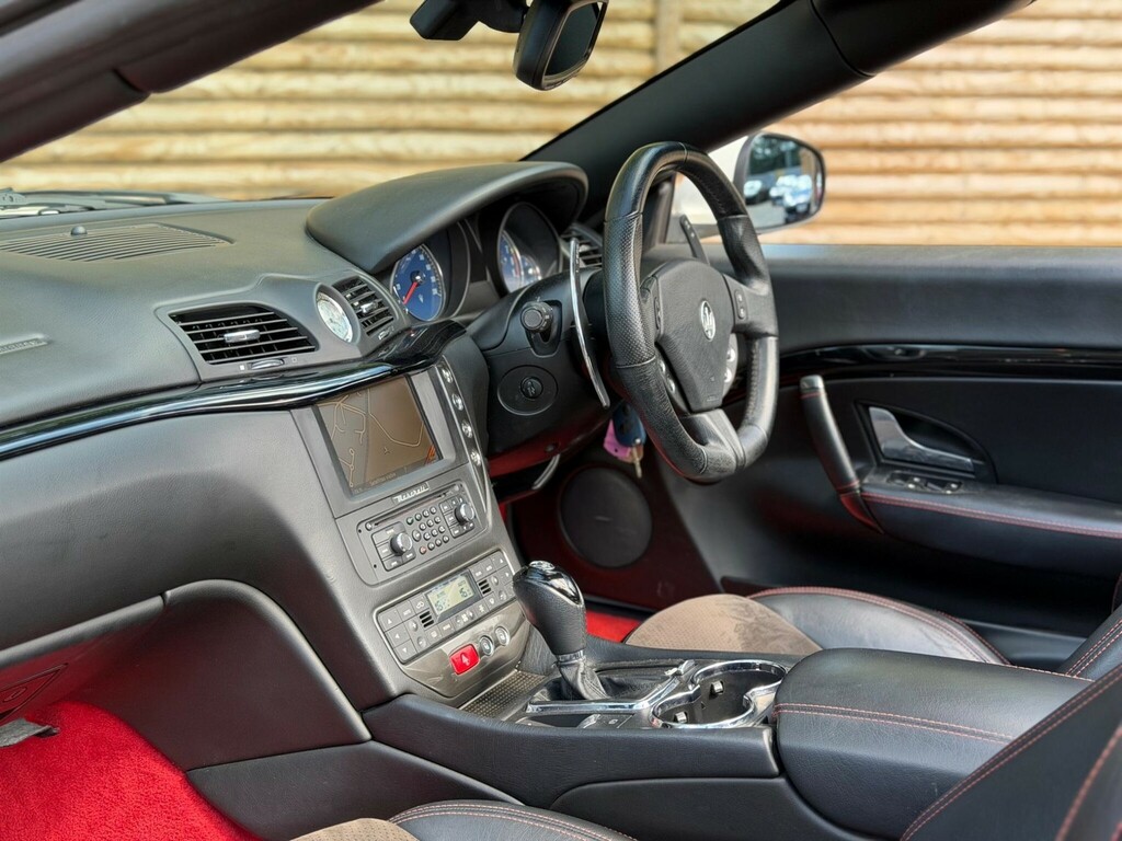 Maserati GranCabrio 4.7 V8 Sport Convertible Mc Shift  #2