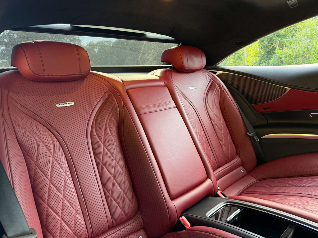 Mercedes-Benz S Class Black #82