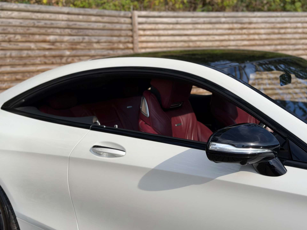 Mercedes-Benz S Class Black #92