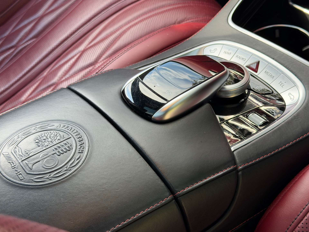 Mercedes-Benz S Class Black #72
