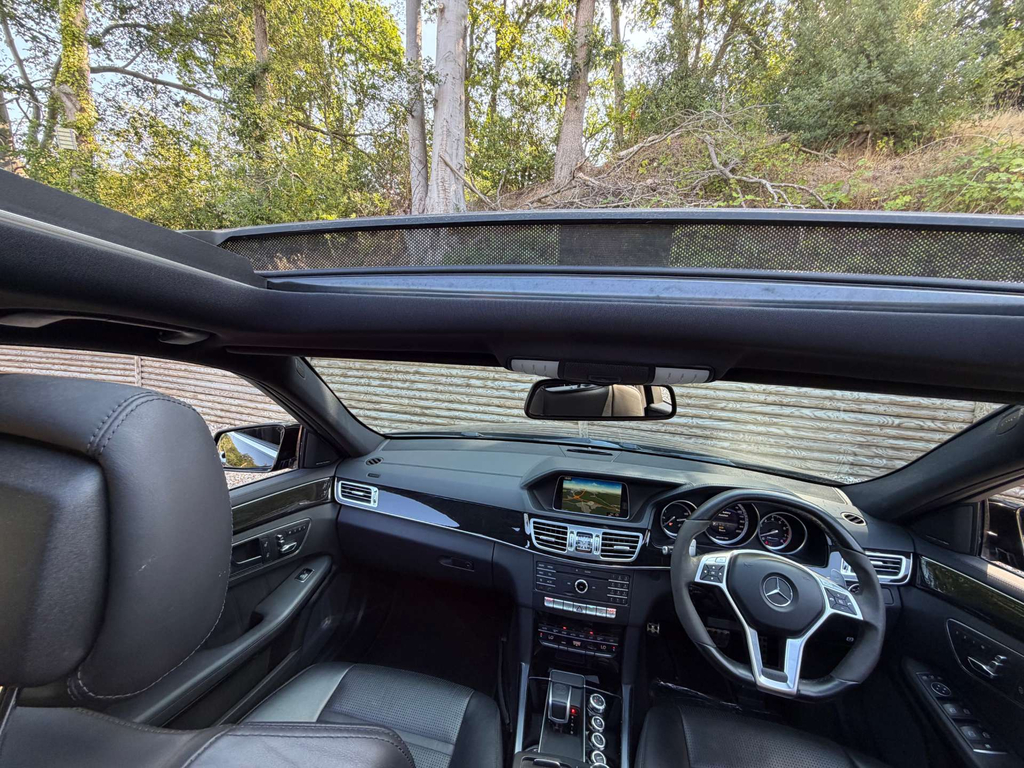 Mercedes-Benz E Class E220d Se 9G-tronic Black #60