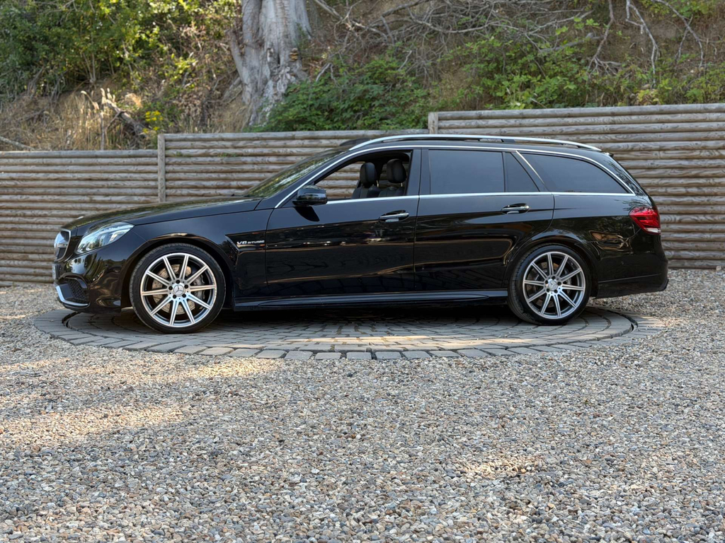 Mercedes-Benz E Class E220d Se 9G-tronic Black #8