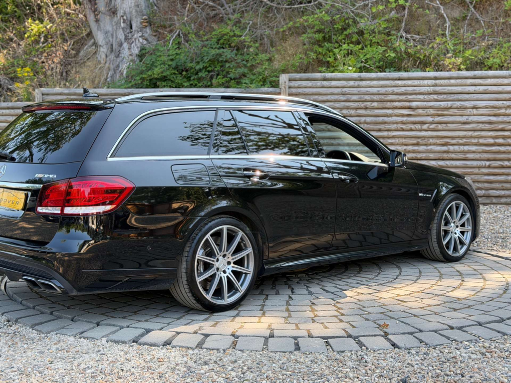 Mercedes-Benz E Class E220d Se 9G-tronic Black #86