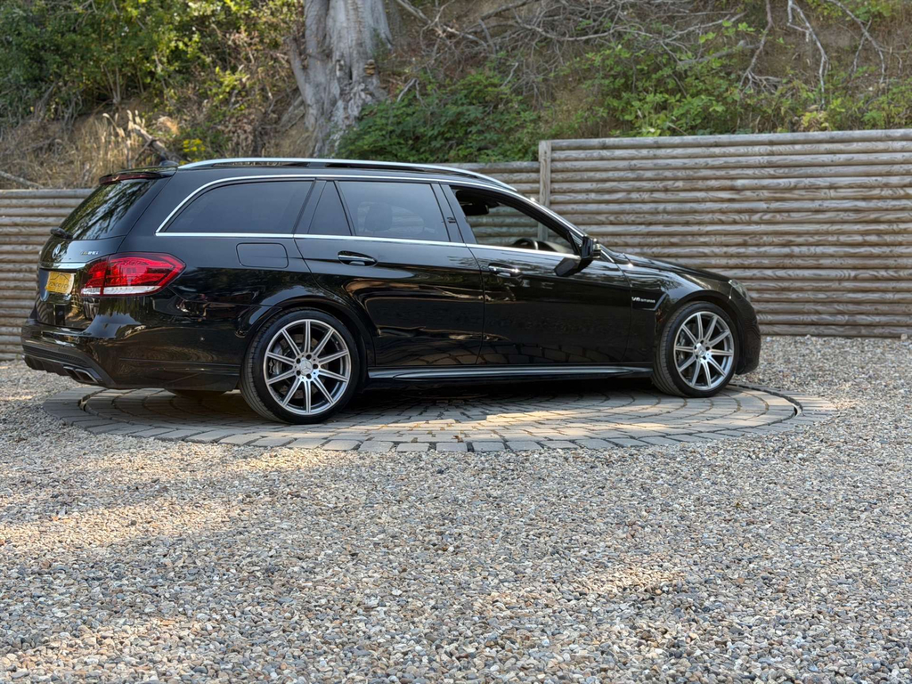 Mercedes-Benz E Class E220d Se 9G-tronic Black #20