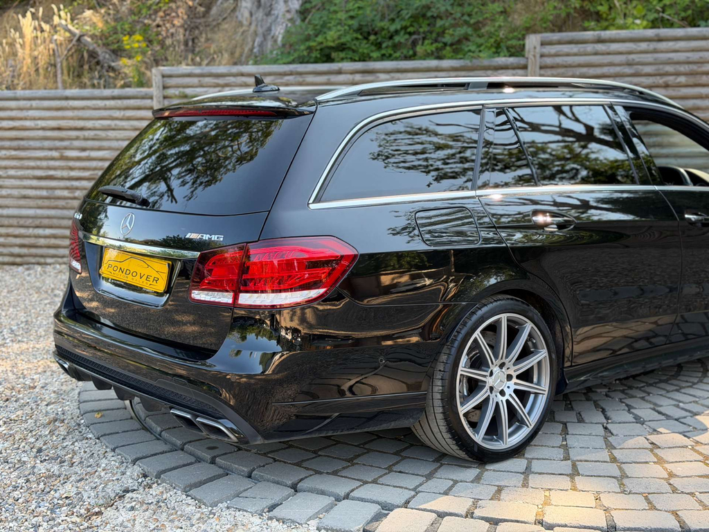 Mercedes-Benz E Class E220d Se 9G-tronic Black #85