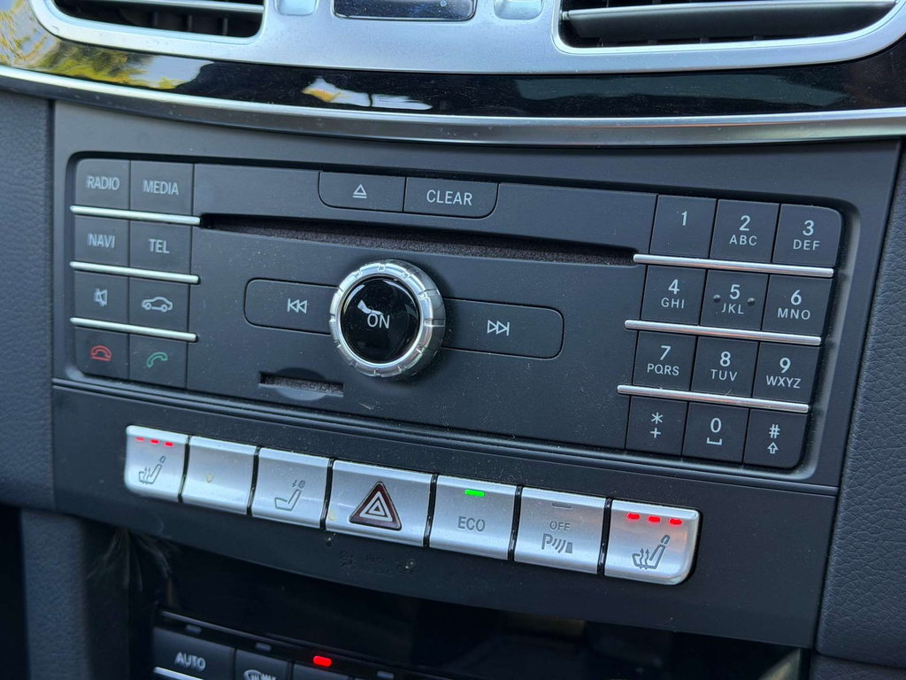 Mercedes-Benz E Class E220d Se 9G-tronic Black #52
