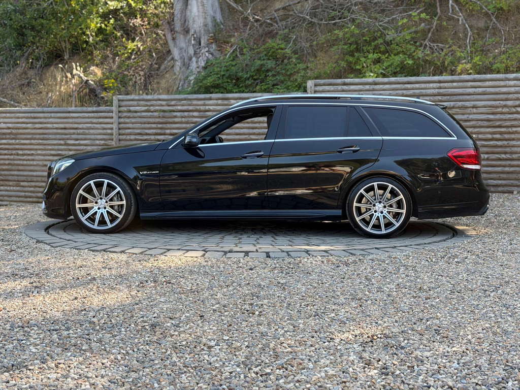 Mercedes-Benz E Class E220d Se 9G-tronic Black #10
