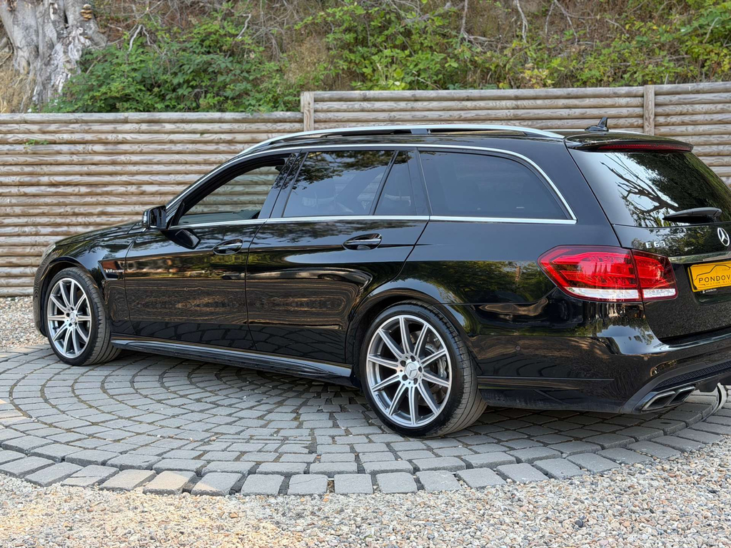 Mercedes-Benz E Class E220d Se 9G-tronic Black #82