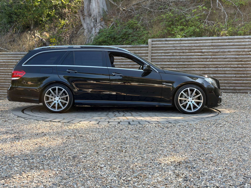 Mercedes-Benz E Class E220d Se 9G-tronic Black #24