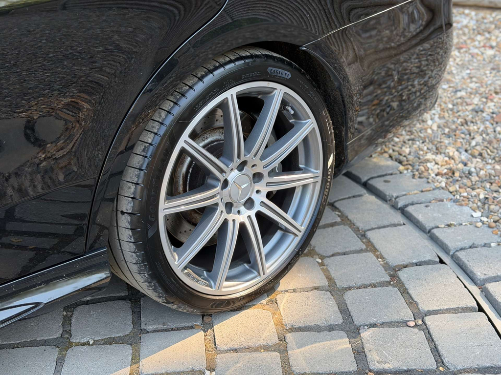 Mercedes-Benz E Class E220d Se 9G-tronic Black #95