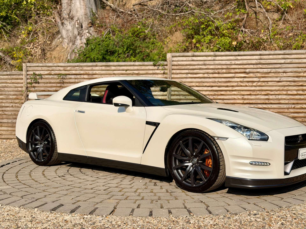 Nissan GT-R Coupe Grey #76