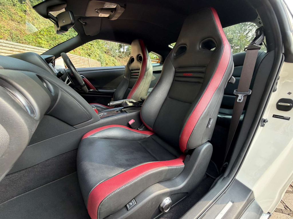 Nissan GT-R Coupe Grey #34