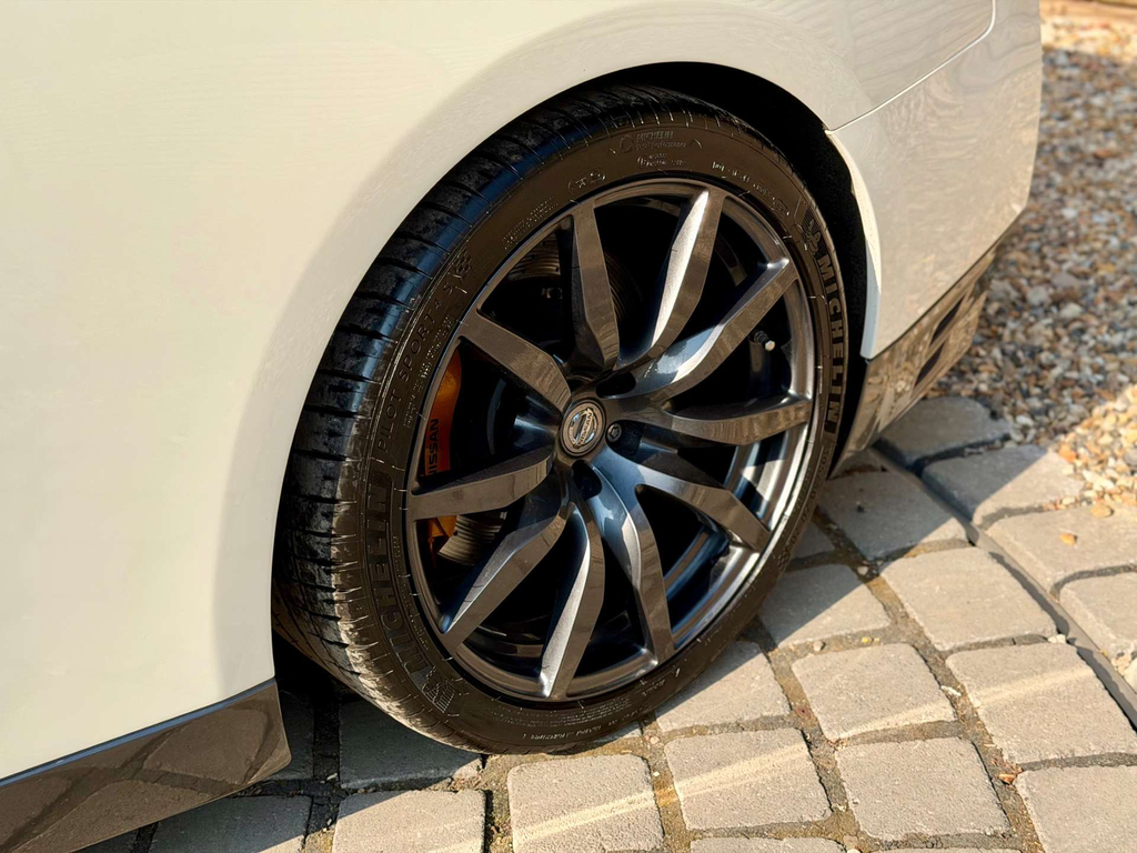 Nissan GT-R Coupe Grey #87