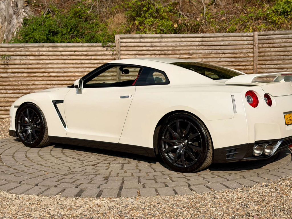 Nissan GT-R Coupe Grey #71