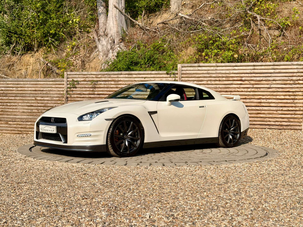 Nissan GT-R Coupe Grey #30