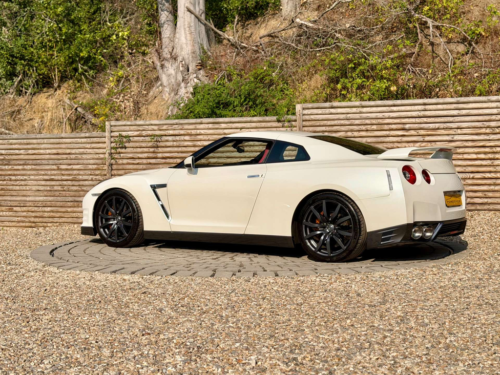 Nissan GT-R Coupe Grey #15