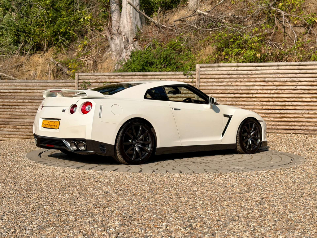 Nissan GT-R Coupe Grey #20