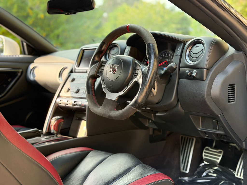 Nissan GT-R Coupe Grey #43