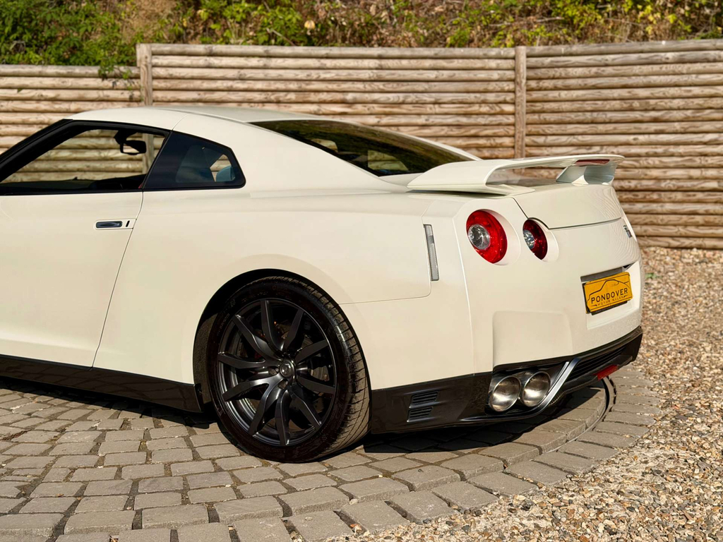 Nissan GT-R Coupe Grey #72