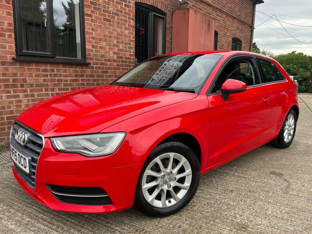 Audi A3 Hatchback 1.4 Tfsi Cod Se Euro 6 Ss Red #4