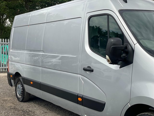 Renault Master Dci 35Dropside Red #14