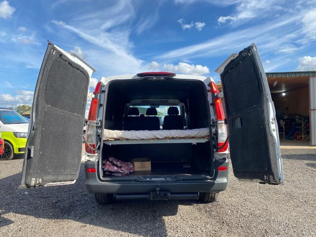 Mercedes-Benz Vito 111 Cdi Long Traveliner Silver #13