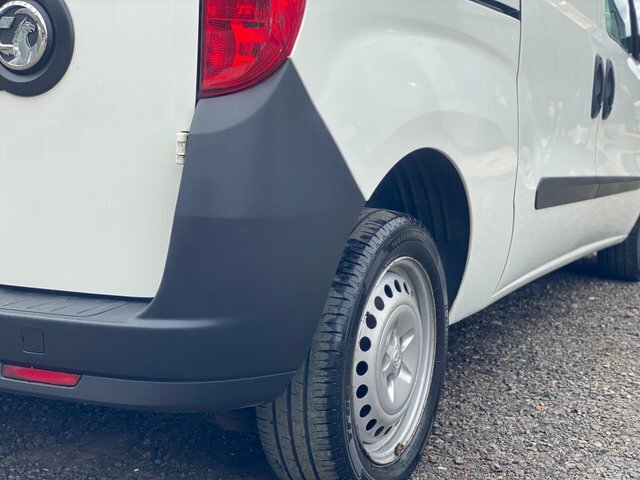 Vauxhall Combo  White #32