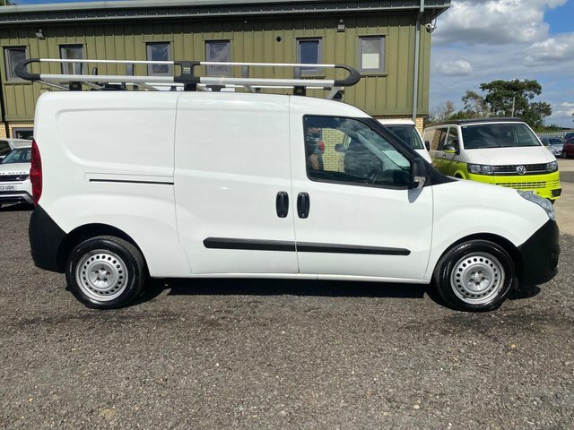 Vauxhall Combo  White #25