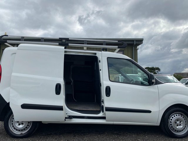Vauxhall Combo  White #9