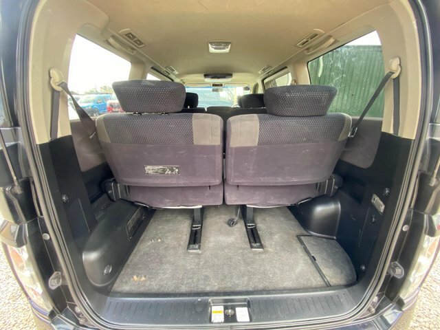 Nissan Elgrand 3.5 3.5 Black #16