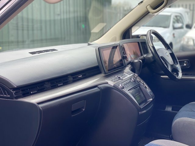 Nissan Elgrand 3.5 3.5 Black #23