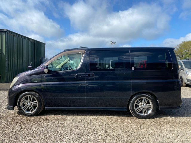 Nissan Elgrand 3.5 3.5 Black #28
