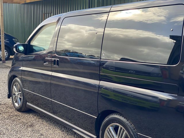 Nissan Elgrand 3.5 3.5 Black #36
