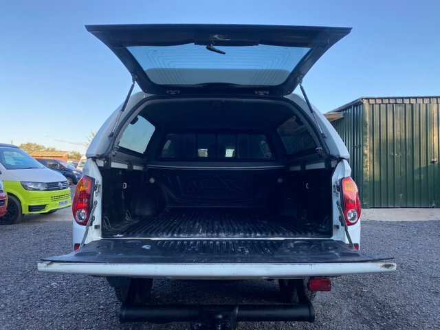 Mitsubishi L200 Pickup 2.5 Di-d Barbarian 4Wd Euro 5 Lb Red #39