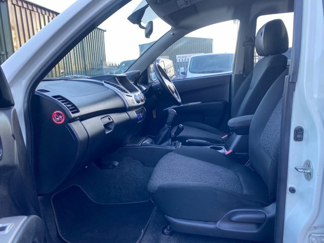 Mitsubishi L200 Pickup 2.5 Di-d Barbarian 4Wd Euro 5 Lb Red #12