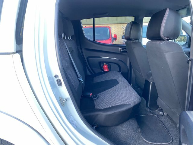 Mitsubishi L200 Pickup 2.5 Di-d Barbarian 4Wd Euro 5 Lb Red #7