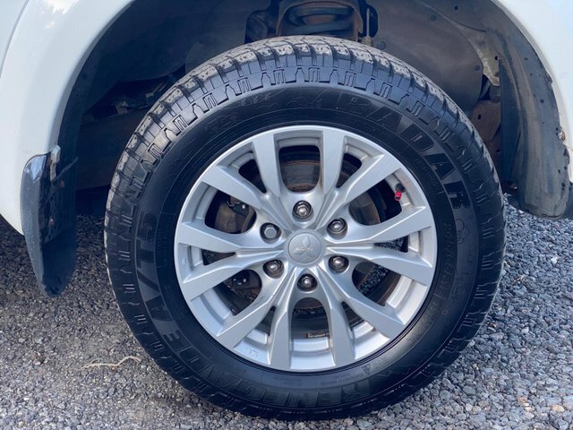 Mitsubishi L200 Pickup 2.5 Di-d Barbarian 4Wd Euro 5 Lb Red #13