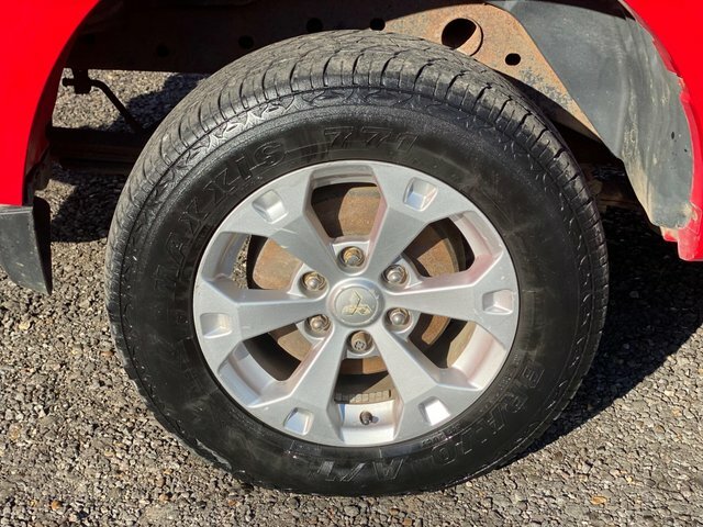 Mitsubishi L200 Pickup 2.5 Di-d Barbarian 4Wd Euro 5 Lb 201 Black #36